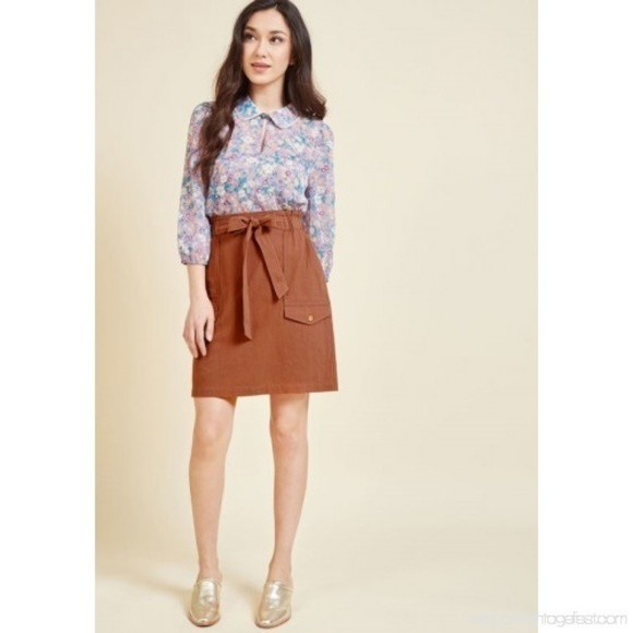 Sold‎ Out NWT Modcloth Floral Top - Picture 4 of 7